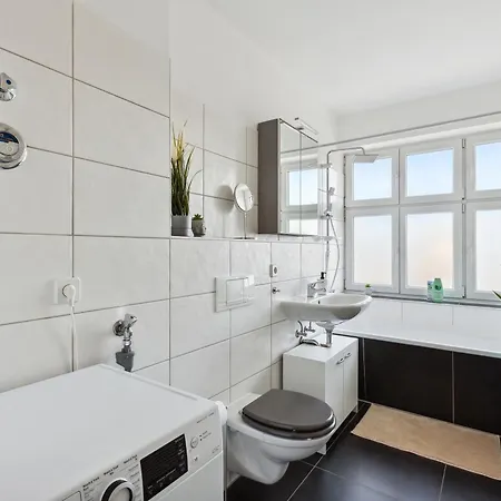 Apartman Larooms - Np22 - Langzeitaufenthalt Moeglich, Naehe Infra Leuna!