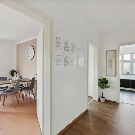 Larooms - Np22 - Langzeitaufenthalt Moeglich, Naehe Infra Leuna! Merseburg