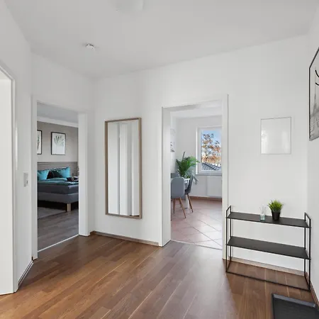 Larooms - Np22 - Langzeitaufenthalt Moeglich, Naehe Infra Leuna! Merseburg