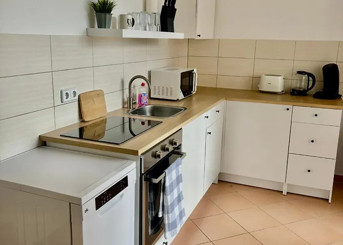 Larooms - Np22 - Langzeitaufenthalt Moeglich, Naehe Infra Leuna! Apartmán