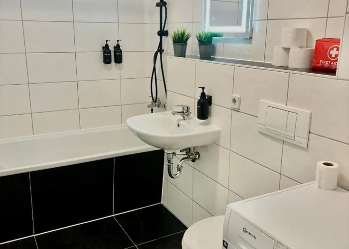 Larooms - Np22 - Langzeitaufenthalt Moeglich, Naehe Infra Leuna! Apartmán *