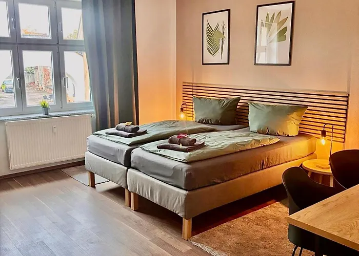 Larooms - Np22 - Langzeitaufenthalt Moeglich, Naehe Infra Leuna! *